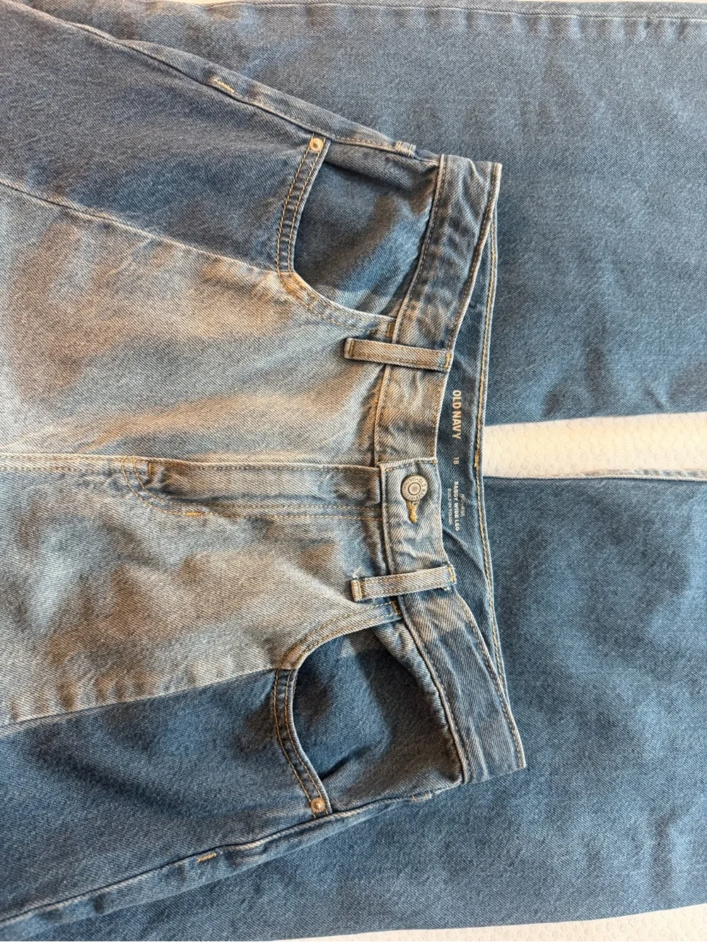 Old Navy Two-Tone Wide Leg Jeans in Light Blue and Dark Blue